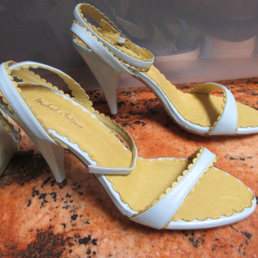 NEW MICHAEL ANTONIO HIGH HEEL SHOES SANDALS  7.5